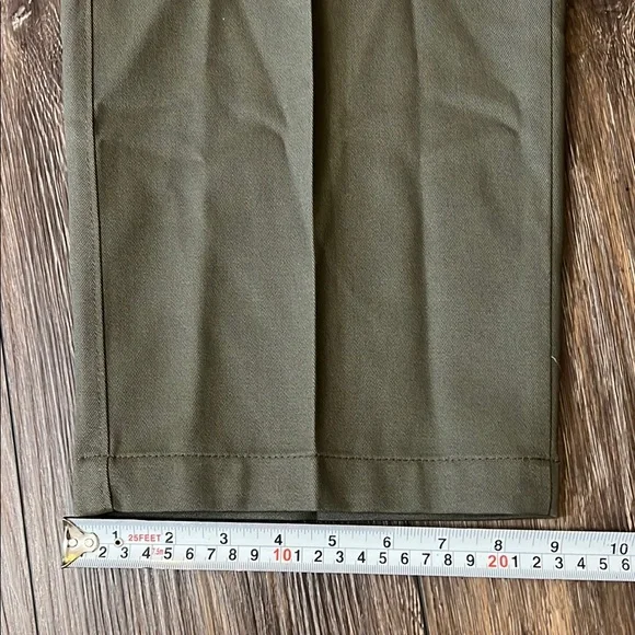 NWT Savane Scotchgard Olive Green Pants Men’s Size 38x34 - Picture 11 of 11